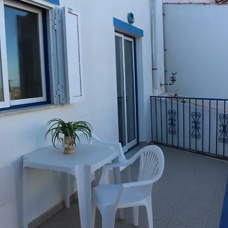Oceanus With Private Kitchen, Bathroom And Terrace 300m From The Sagres