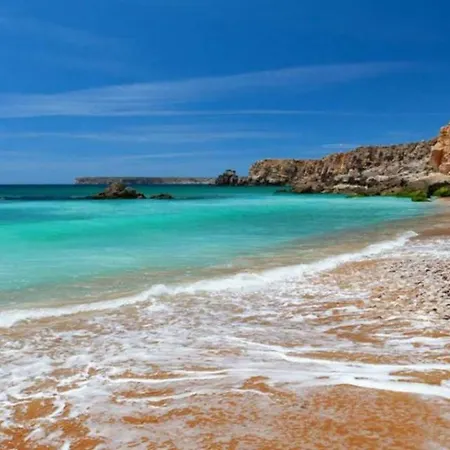 Oceanus With Private Kitchen, Bathroom And Terrace 300m From The Habitación en casa particular